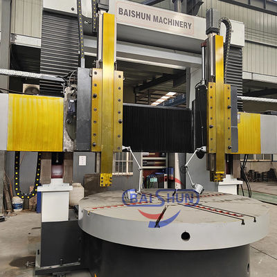 Máy quay CNC thẳng đứng tự động Trung tâm sống điều chỉnh cho máy quay với bộ điều khiển Siemens